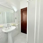 N316 - Numana, Comodo Trilocale Con Ampio Terrazzo * Numana