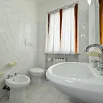 N316 - Numana, Comodo Trilocale Con Ampio Terrazzo *