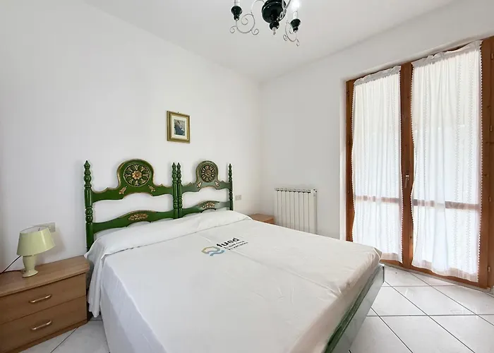 N316 - Numana, Comodo Trilocale Con Ampio Terrazzo Appartamento